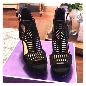 The Bella Heels Black